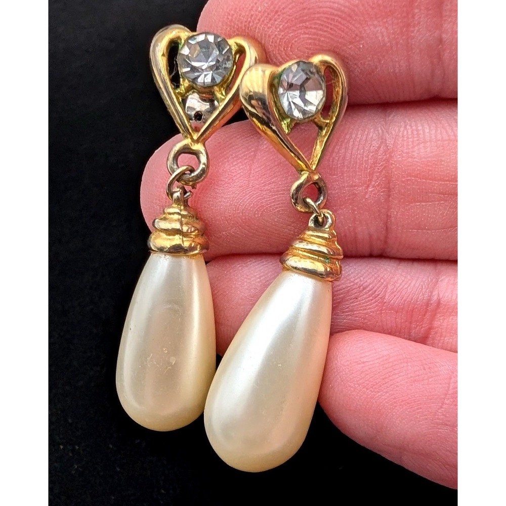 Vintage Gold Tone Faux Pearl Teardrop Heart Rhinestone Dangle Pierced Earrings